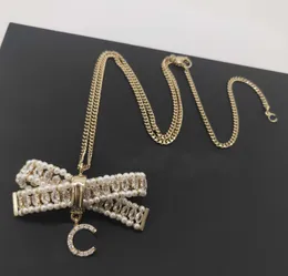 2022 hochwertige Charm-Anhänger-Halskette mit Diamant und Naturmuschelperlen, Knotenform, Tropfenohrring, mit Box-Stempel PS3491