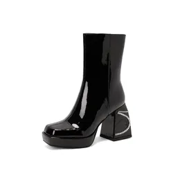 JONE DE INVERNO BOOTS CURTO MULHERES Designer redondo Block Block Sapatos de salto alto Patente Couro de couro Festas Moda de luxo Plataforma Lady Rhinestone YGN48-J190-1