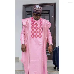 Odzież etniczna HD afrykańskie ubrania dla mężczyzn Bazin tradycyjny haft Dashiki różowa szata koszula z długim rękawem spodnie 3 częściowy zestaw ślub
