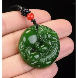 Hänghalsband nelace smyckestaty jade green pixiu naturlig jasper amulet