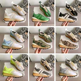 Mężczyźni Ace Designer buty Martin Outdoor White Offs Platforma Sneakers Chaussures Runnings Hurtowe kobiety luksusowe buty dłany niskie Jordens des Chaussures Bee nxf3