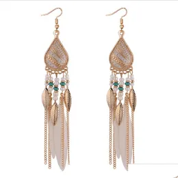 Dangle Chandelier Bohemia Feather arring for Women Fashion Jewelry Joleds حرس الشران يتدلى أقراط طويلة الحلم الماسك