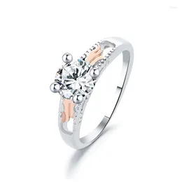 Bröllopsringar 2022 Fashio Angel Wing Ring Zircon för kvinna Glamour Copper Rhinestone Engagement Jewel Girls Gift