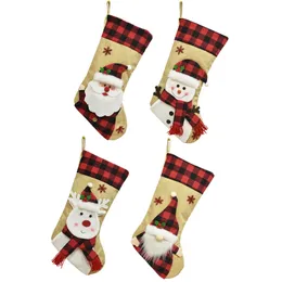 Świąteczne pończochy Spersonalizowane imienia Deer Gnome Santa Snowman Burlap Plaid Xmas Stocking Christmas Decoration Prezenty HH22-339