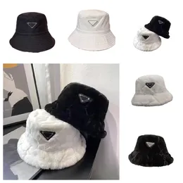 Giradas de designer feminino de luxo de luxo gorros femininos equipados chapéus de inverno Caps dobráveis ​​Capasmere Sun Preven