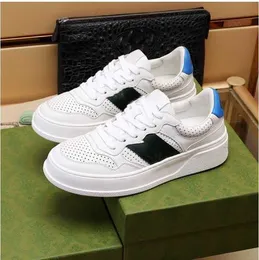 Hurtownia Włochów Mężczyzn Designer buty Martin Outdoor Platform Sneakers Chaussures Rick Ace Runnings Sport Kobiety luksurys buty dłany niskie des chaussures prkr