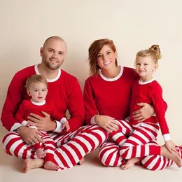 3 색 Xmas Kids 성인 가족 일치 크리스마스 사슴 줄무늬 잠옷 잠자기 잠자기 잠자기 잠옷 침대 자마 수면 코트 나이트 잠옷 FY9250 B1110