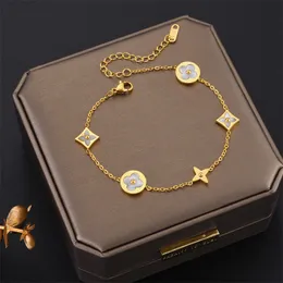 Designer Bracelet Four Leaf Clover Charm Bracelets Elegant Fashion Gold Agate Shell Chain Mother Women Girls Couple