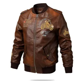 Jackets de cuero PU para hombres Carta Bordado Vintage Punk Motorcyer Biker Zipper Botón Harley Caíes empalmados Caíes Short Outerwe2217