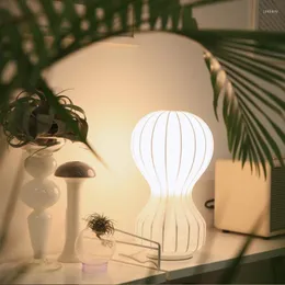 Tischlampen Moderne Wohnzimmer Schlafzimmer Schreibtischlampe Japanische Einfache Seide Studie Licht Italienische Kreative Luftballon Wohnkultur Led