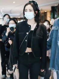 셀 여자 브랜드 재킷 새로운 여성 가을 ​​겨울 패션 OOTD 재킷 디자이너 최고급 금속 버클 트위드 재킷 캐주얼 스프링 코트 가디건 크리스마스 선물