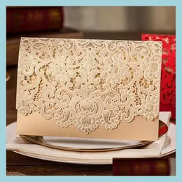 Karty pozdrowienia 100pcs Złote TAL Laser Cut Wedding Invitations Zestawy kart z pustymi florą Favors Pearl Paper Cardstock dla Dhyps Custonize