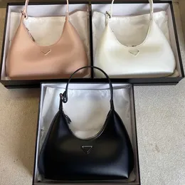 Women's Luxury Designer Handbag New Armpit Simple Solid Color Fashion Full Matching Diagonal Shoulder Bag Factory Direct Sales