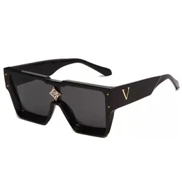 Gafas de sol de ciclón de verano para hombres y mujeres estilo Z1578W Placa retro anti-ultravioleta cuadrada Marco completo Anteojos de moda Marca N221j