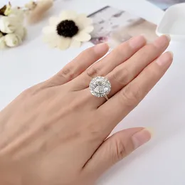 Eheringe 2022 Ankunftsring Silber Mode Kristall Weiß großer simulierter Stein für Frauen Braut Anel Prata Verkauf