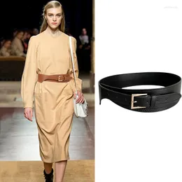 Bälten 2022 Girdle Women Fashion Brand Design Decoration Belt Coat Tröja Midjeband Damer Justerbar PU -läder Lady Bondage