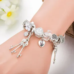 Bracelets de charme Viovia Lock Keys White Crystal Women Bracelet for Heart Beads Bangles Jewelry Gift B19028