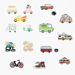 Broches Travel Bus Camper Pinos de esmalte Badge Cartoon Carventure Mountain For Kids Friends Bola Roupa Lapel Pin Jóias Presente