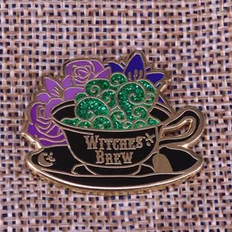 브로치 마녀 맥주 양조 에나멜 핀 배지 찻잔 꽃 브로치 할로윈 페미니스트 보석 장식