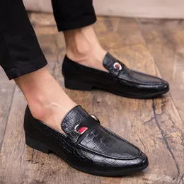 Solid Loafers Classic Texture Crocodile Men Color Pu Fashion Trend Hair Stylist Nightclub Pointed 23