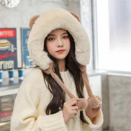 베레모 여성의 겨울 모자 2022fashion 단단한 비니 귀여운 곰 귀는 폼 폼 캡 이어 플랩 양고기 머리 여자 선물로 따뜻합니다.