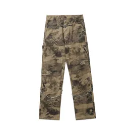 Jeans da uomo 2021 Decorazione catena all'aperto Camouflage Uomini dritti Cargo Jeans Pantaloni Casual Allentati Pantaloni tattici militari Pantni Uomo T221102