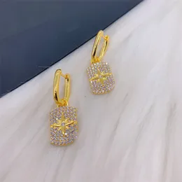 Kvinnors designer ￶rh￤ngen ￶rh￤ngen varum￤rke mode lyxiga smycken klassisk gyllene diamant mystisk gr￶n orm ￶rh￤nge