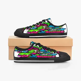 män kvinnor diy anpassade skor låg topp canvas skateboard sneakers trippel svart anpassning uv tryck sport sneakers danta eld röd 139-11