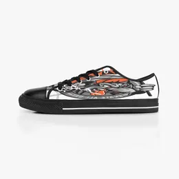 män kvinnor diy anpassade skor låg topp canvas skateboard sneakers trippel svart anpassning uv tryck sport sneakers kele 66