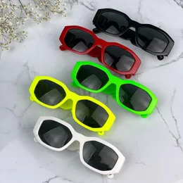 Óculos de sol clássicos de estrutura cheia para mulheres designers homens óculos de sol feminino feminino de luxo de luxo óculos hip hop Óculos 100% UVA/UVB Protection