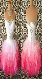 Homecoming Dresses 2017 멀티 컬러 흰색과 분홍색 연인 볼 가운 짧은 코르셋 파티 드레스 드레스 구슬 크리스탈 프릴 저렴한 pr7720970