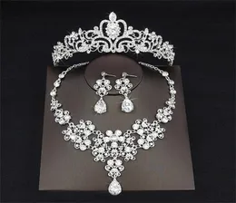 2018 billiger Tropfen Strassstein Hochzeit Schmuck Set Halskette Crown Tiaras Crown Ohrringe Kopfbekleidung Perlen BRIDAL BRIDAL ACCE4903474