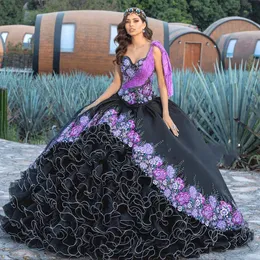 Black Charro Quinceanera Prom Dresses Una spalla Ruffles Sweet 16 Gowns 15 Anos Ricamo Ball Gown Abito da compleanno per ragazze messicane
