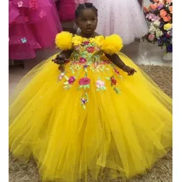 Charmante jupe gonflée jaune fleur filles robes à manches courtes perles paillettes niveau Tulle enfants Pageant robe enfant en bas âge robes de bal