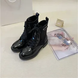 Women Rois martin boots military inspired combat bootss nylon pouch attached to the ankle with strap Ankles boot top quality black matte patent leather shoes