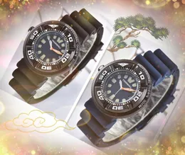 Super Mens Nightlight Lumious Stopwatch Relógios Definir truques populares de onda de borracha CALENDE DE SPIDO ESPECIAL Design de pulso elegante Montre de Luxe Gifts