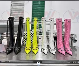 Stivali 2022 nuovi stivali da moto con chiodo in metallo Rivet Boot cerniera laterale con punta lo stile pop più bello dell'anno tutti e 4 i colori tendenza di tendenza moda Taglia GFJG