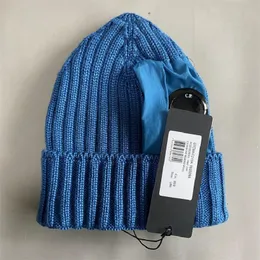 Beanie Europe Designer Berretti in lana merino extra fine Cappelli utili One Occhiali Lenti Uomo Outdoor Lavorato a maglia Caldo Donna Teschio Autunno W