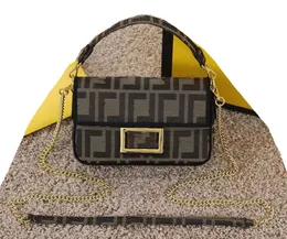 2021 Luxus-Designer Umhängetaschen Nylon-Handtaschen Bestseller-Kupplung Luxus-Designer-Geldbörse Damenmode Umhängetasche berühmte Hobo-Geldbörsen Handtasche Tragetaschen