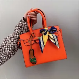 Bolsa urbana simples atmosfera saco pequeno saco feminino 2022 novo estilo grande capacidade um ombro elegante saco feminino