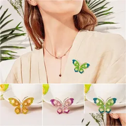 Szpilki broszki piny broszki 1pcs owady moda mixcolor kratonowy motyl dla kobiet biżuteria biżuteria dhlrd dhlrd