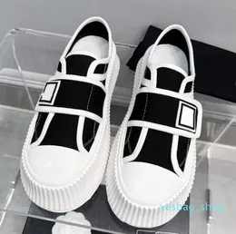 2022 Luxury Biscuit Tjocksoled Women's Canvas Shoes Color-Blocking Retro Mary Jane Women Leisure Vacation Ladies Sport Sneakers Shoes