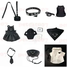 Designer Pets Clothing Brand Dogs Collars Leashes Metal Logo Pet Coat Hat Puppy Black Dresses Bibs