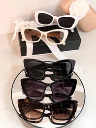 Männer Sonnenbrillen für Frauen Neueste Verkauf von Mode -Brillen Mens Sonnenbrille Gafas de Sol Glass UV400 Objektiv mit zufälliger Matching Box 9021