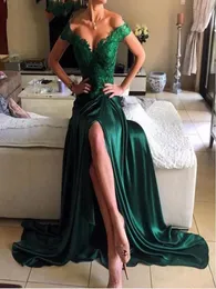 Esmerald Green Evening Dresses 2019 Off the ombro Apliques de renda alta Divis￣o Longa longa trajes de baile sem costas