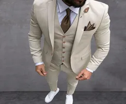 Последние дизайны брюки Beige Mens Suit Prom Tuxedo Slim Fit 3 Piece Groom Tuxedos Свадебные костюмы для мужчин Custom Blazer Terno Masu4310098