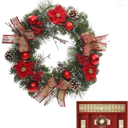 Fiori decorativi Ghirlande invernali per porta d'ingresso Ghirlanda floreale natalizia artificiale Aghi di pino realistici Ghirlanda di fiocchi di bacche rosse