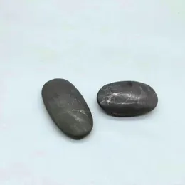 Dekorativa figurer 80-120g Elite Shungite Palm Stone oro Sv￥l Silver Noble Karelia Ryssland 1st