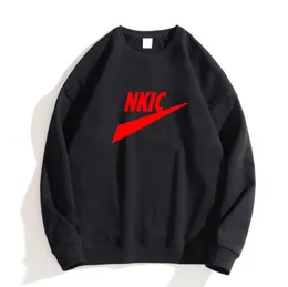 Moda erkekler katı hip hop spor giyim erkekler sweatshirt sıradan harajuku hoodie sokak aşınma büyük boy mürettebat boyun gömlek markası logo baskı