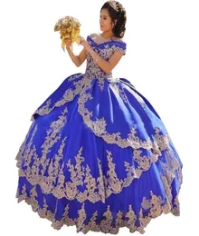 2022 Royal Blue Gold Applique Dresses Quinceanera Vestido de pelota Hopfy Off the Shoulto para mujeres LaceUp Sweet 16 Prom Girls5883498
